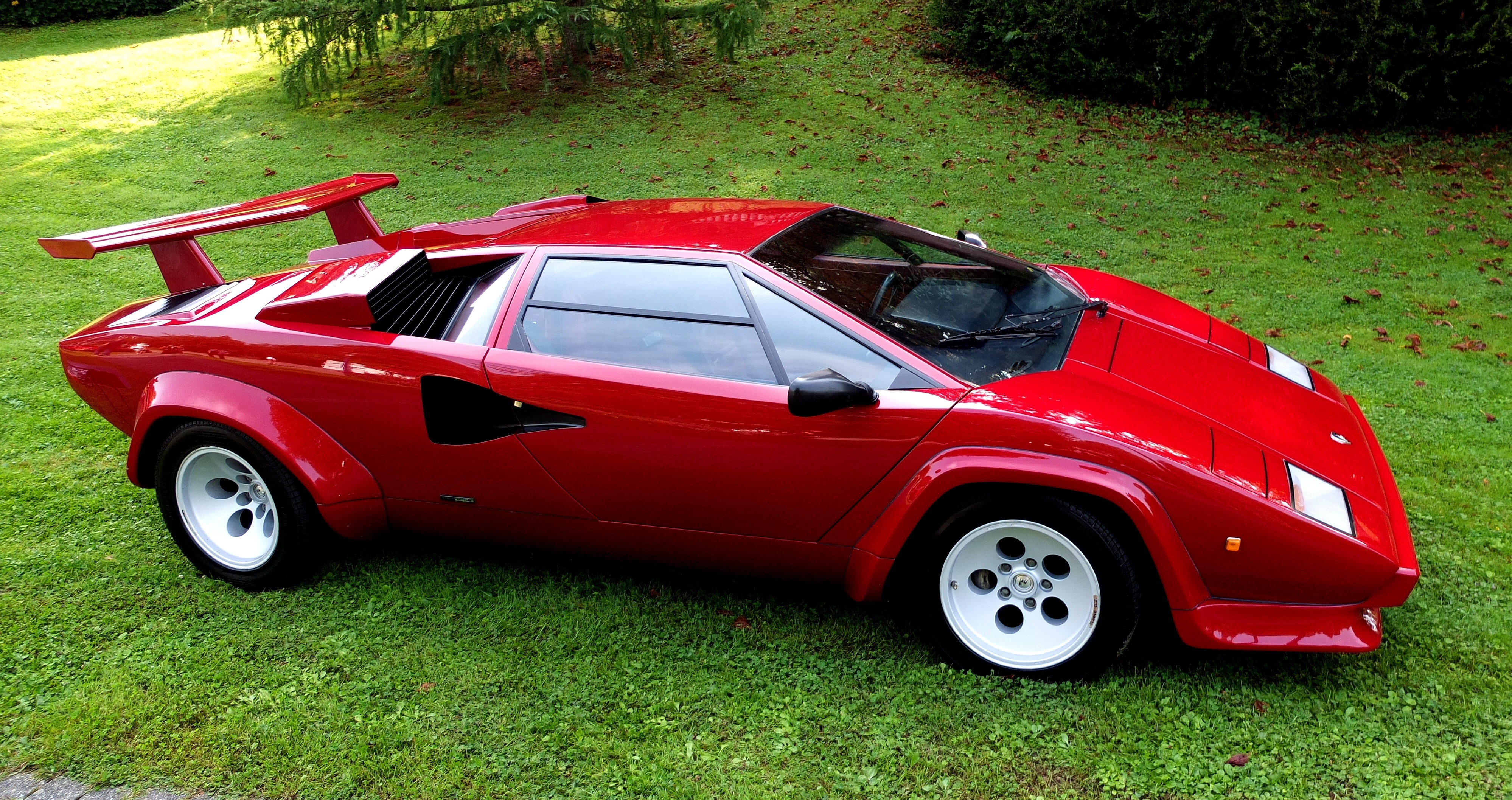 Lamborghini_Countach_