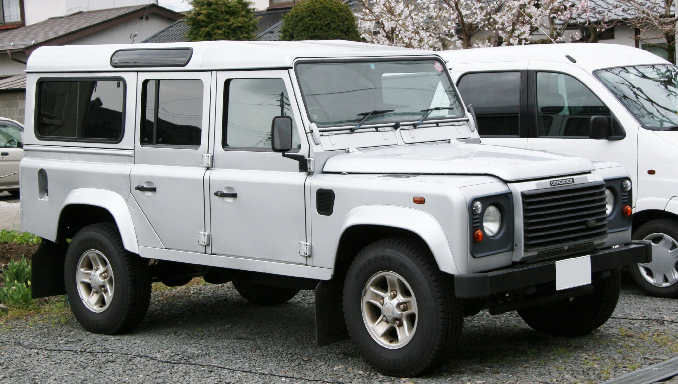 land-rover-defender